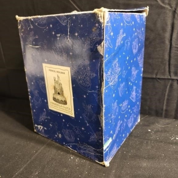 Disney Cinderella Musical Pencil Holder - Picture 6 of 6